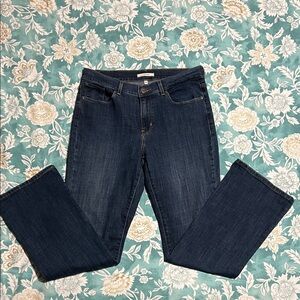 Levi Classic Boot Cut Jean